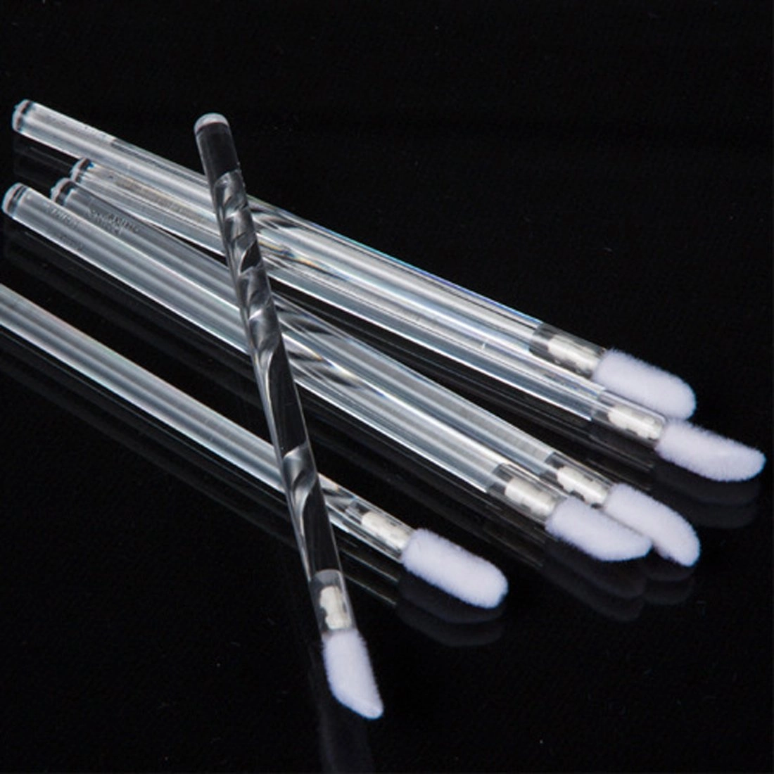 300PCS Disposable Lip Brushes Lipstick Gloss Wands Applicator with Clear Handle Perfect Makeup Tool Kits