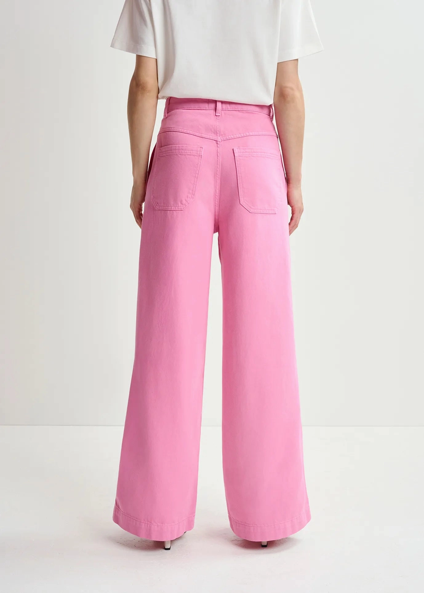 - Jeans Lipgloss Summer special Superior Homerus