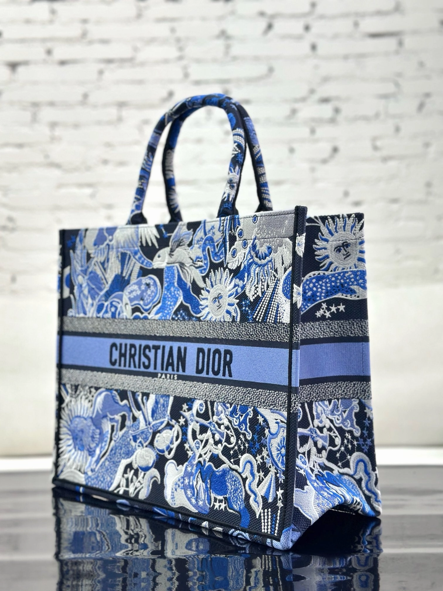 DR526 Medium Dior Book Tote / HIGHEST QUALITY VERSION / 14 x 11 x 6.5 inches