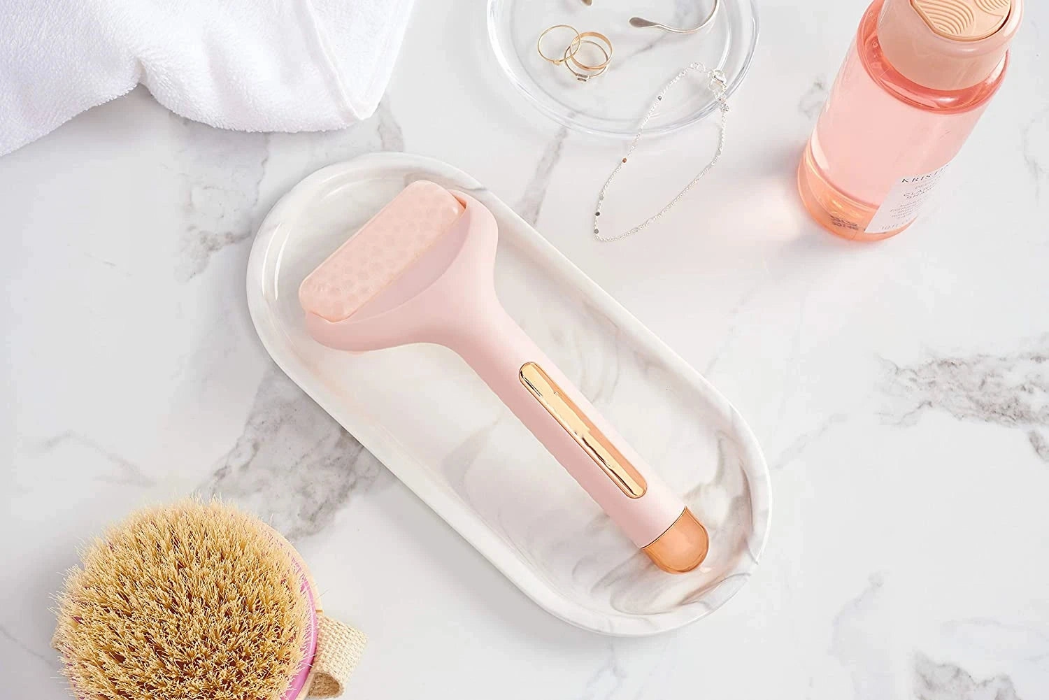 Face Roller Massager for Puffiness Relief Pain and Minor Injury to Tighten Pores Whiten Skin