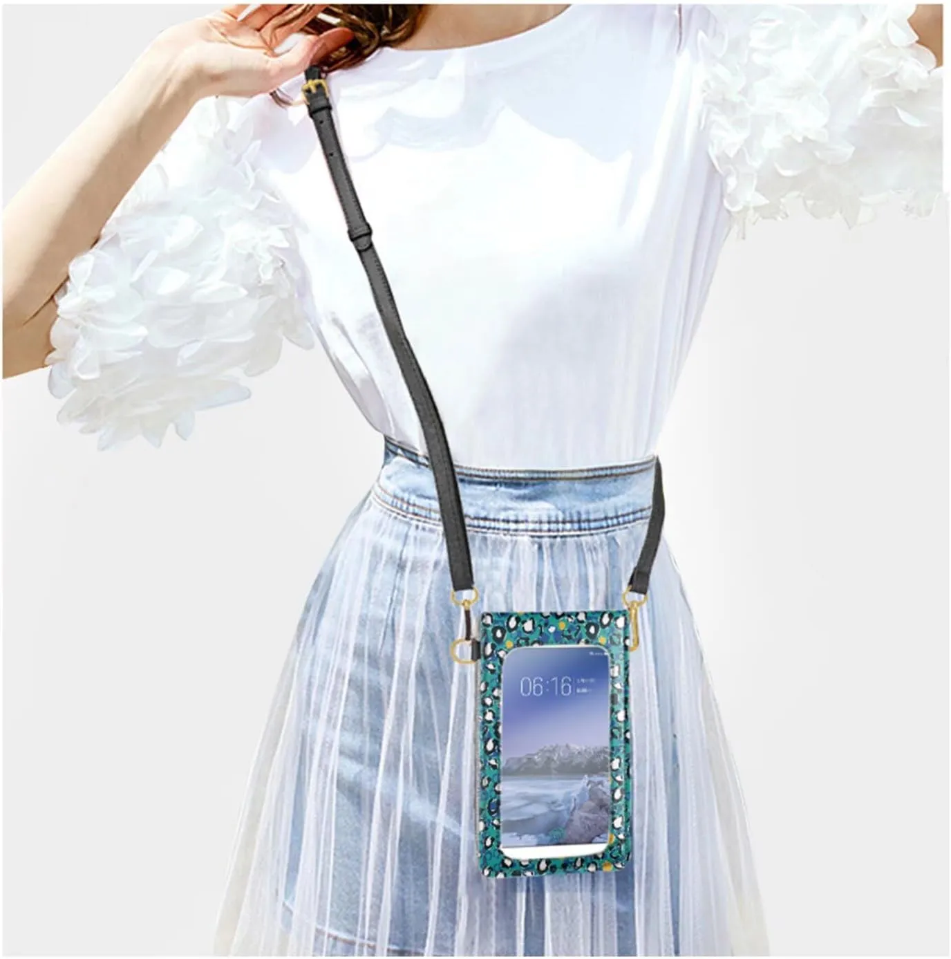 Forchrinse Cute West Highland Cattle Small Crossbody Bag Pu Leather Phone Purse Mini Shoulder Bag Women Touch Screen Bag