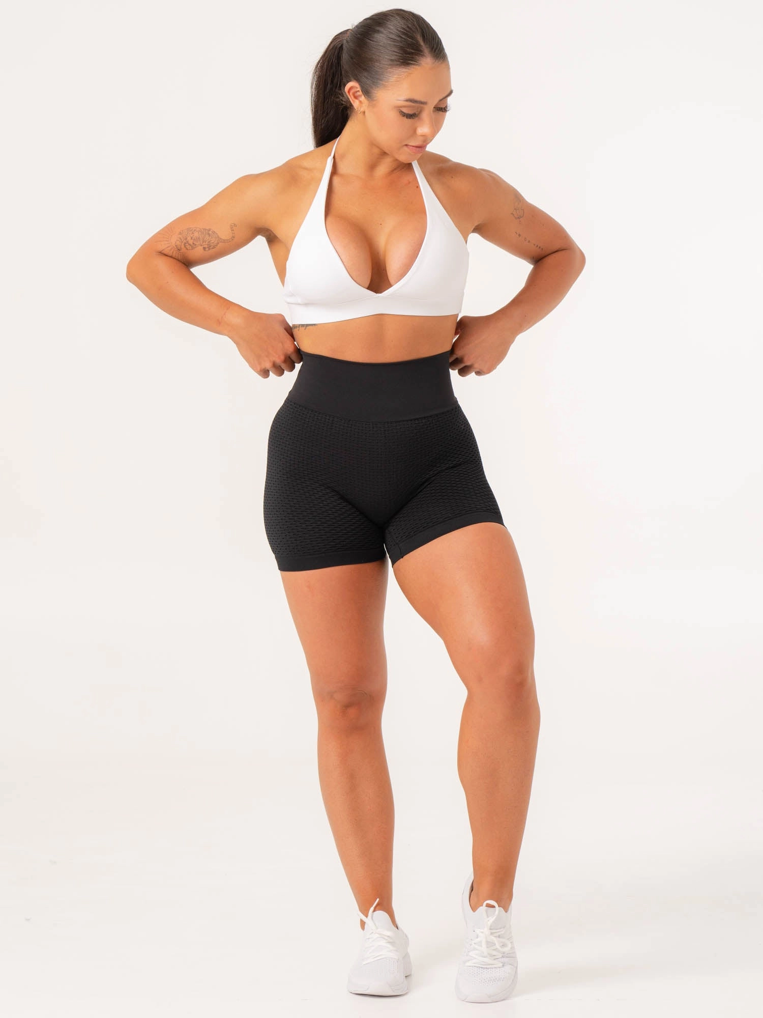 Honeycomb Scrunch Seamless Shorts - Black