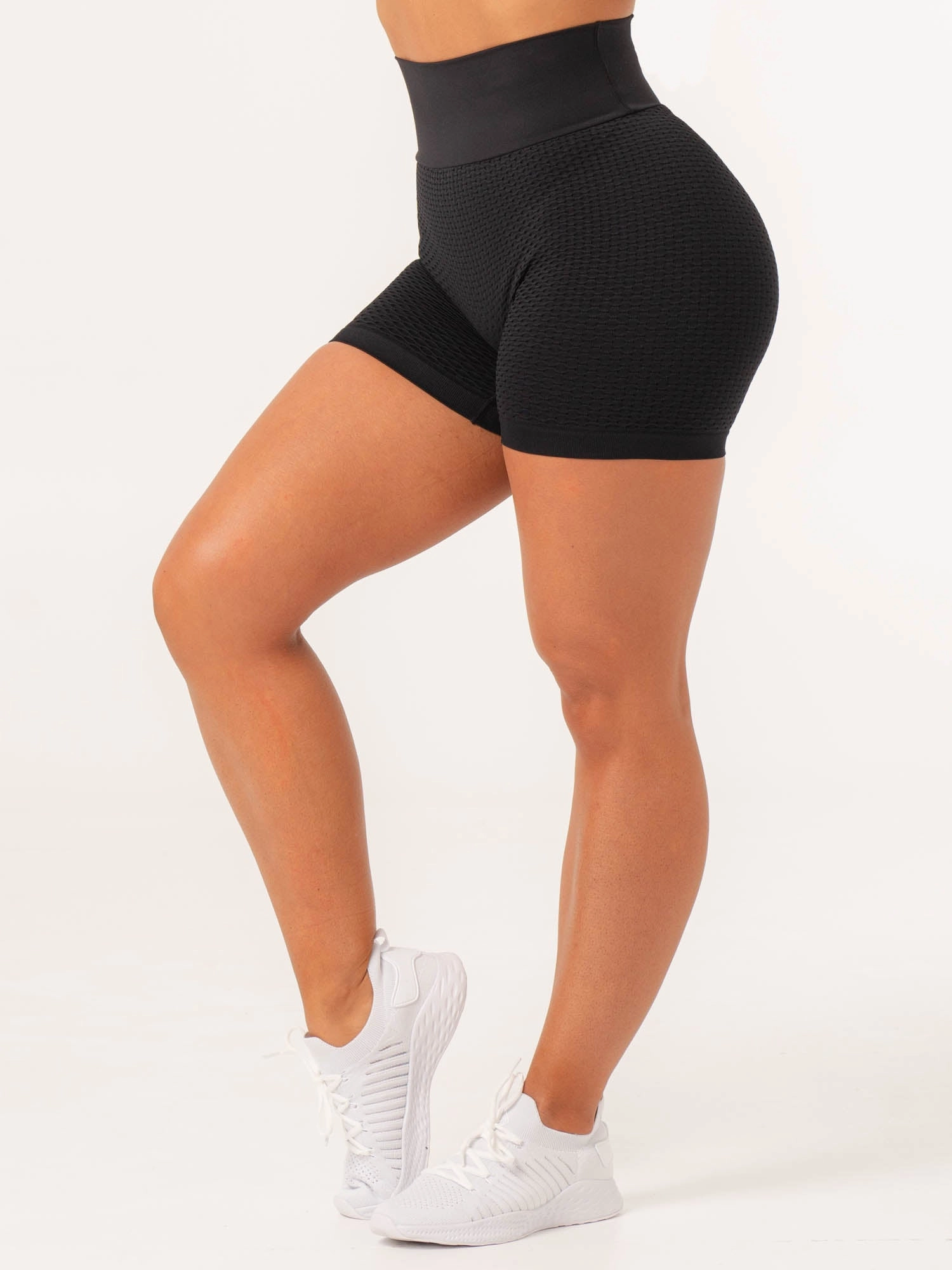 Honeycomb Scrunch Seamless Shorts - Black