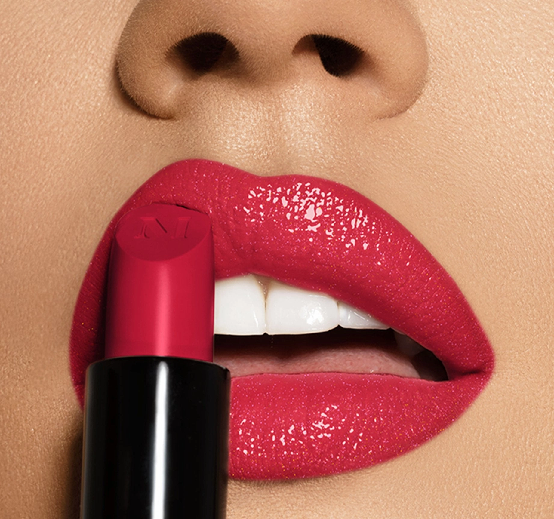 LIP CANDY Reliable customer service OUT TRIO RED & POUT A No-hassle returns