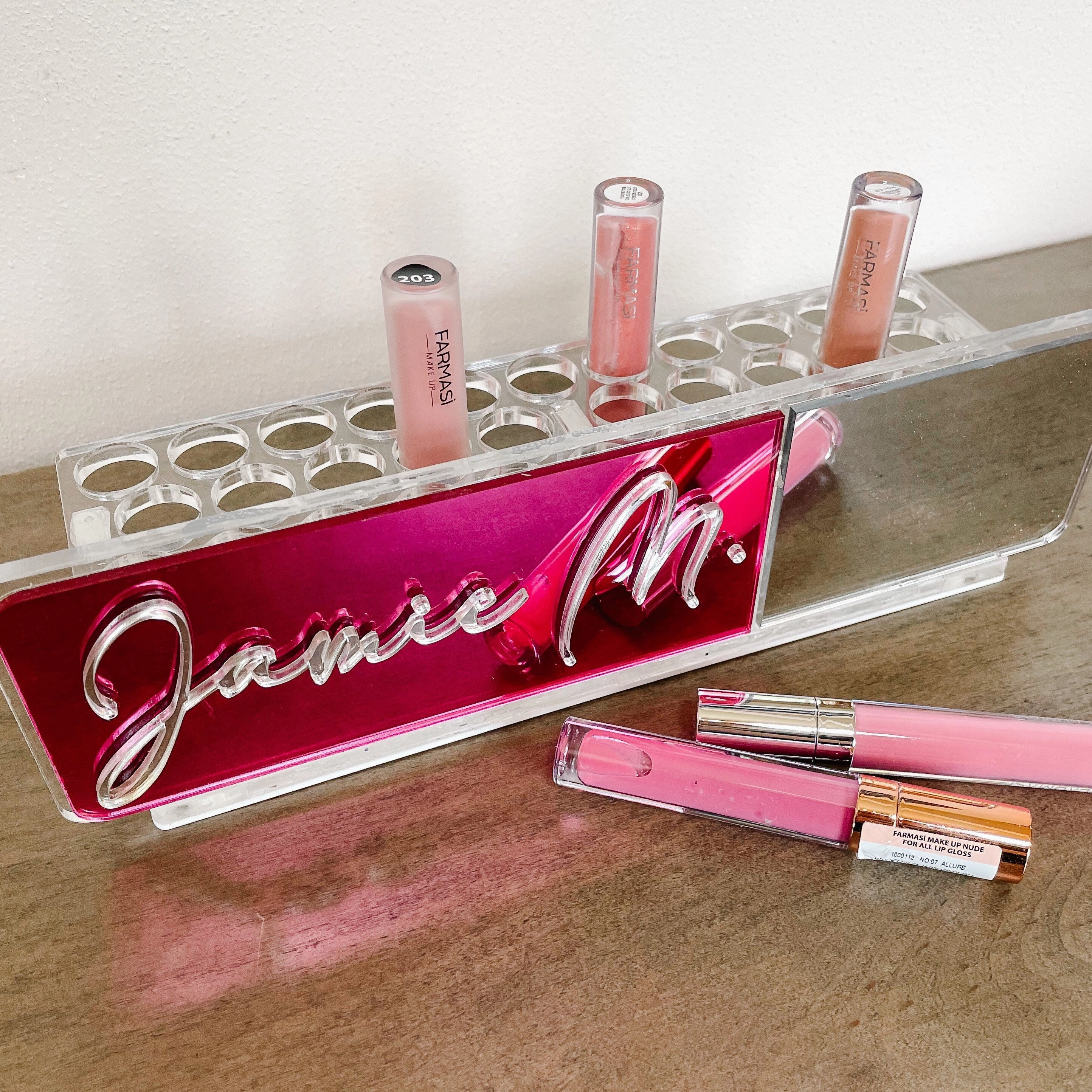 Lipstick Farmasi Holder