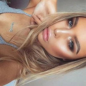 Luminizer Gold Face Highlighter Stick Illuminator Get The Look Of Moist Dewy Golden Skin!