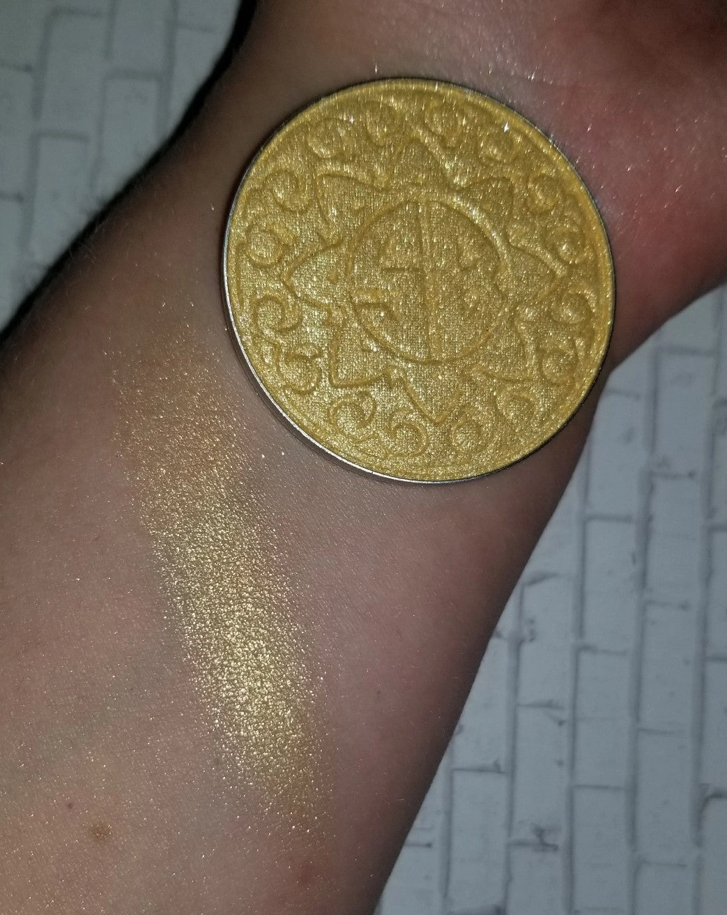 Man Eater Pressed Highlighter