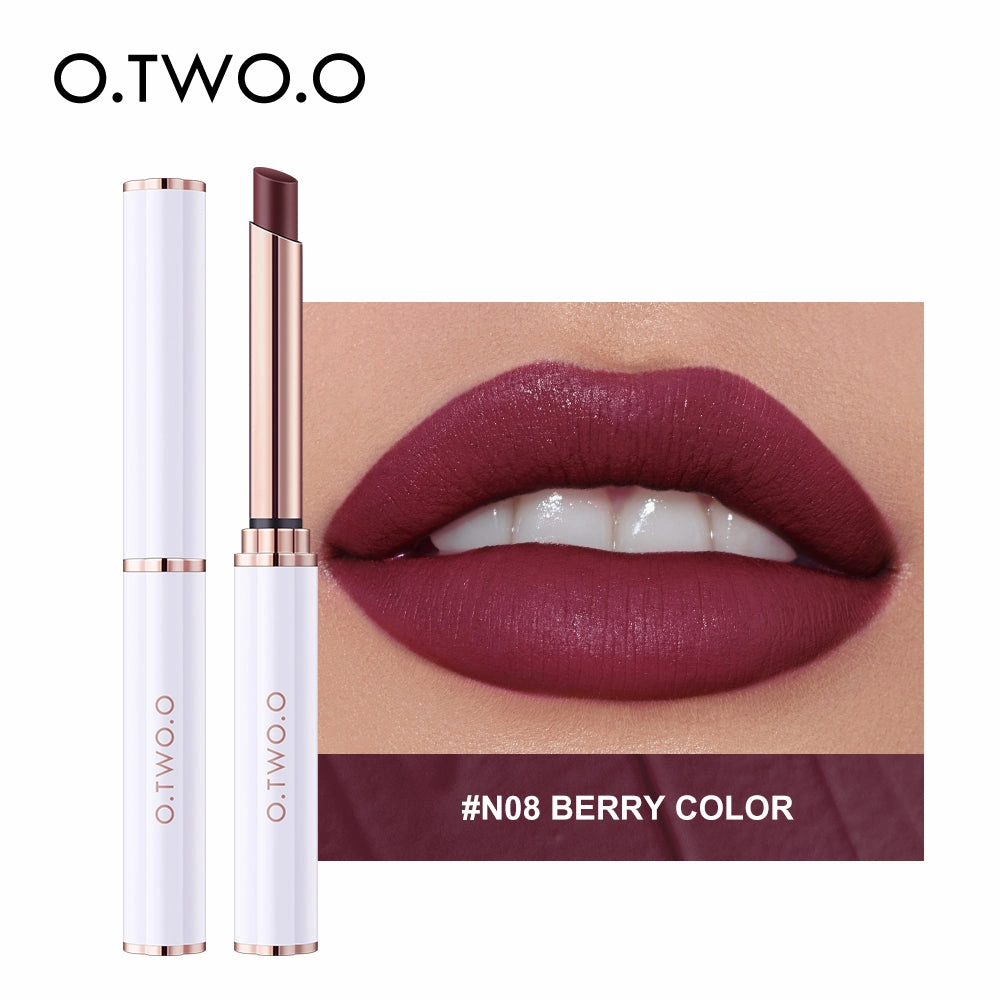 O.TWO.O 2021 New Arrival Wholesale Long Lasting Velvet Matte lipstick thin tube Lipstick High Saturation Lipstick