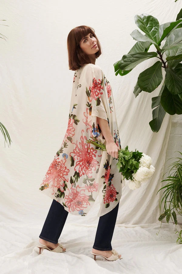 One Hundred Stars Throwover - Chrysanthemum Ecru