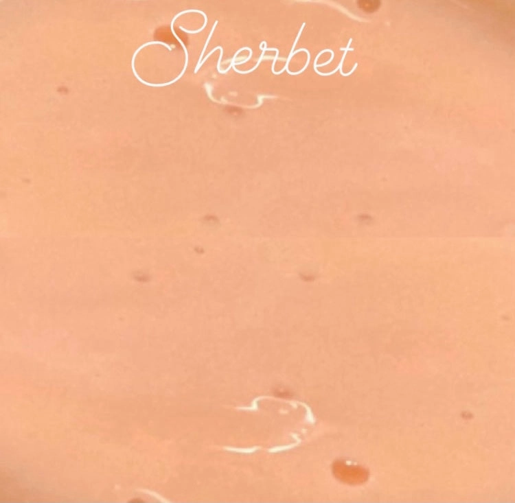 Prefilled Royal Silver lipgloss tubes
