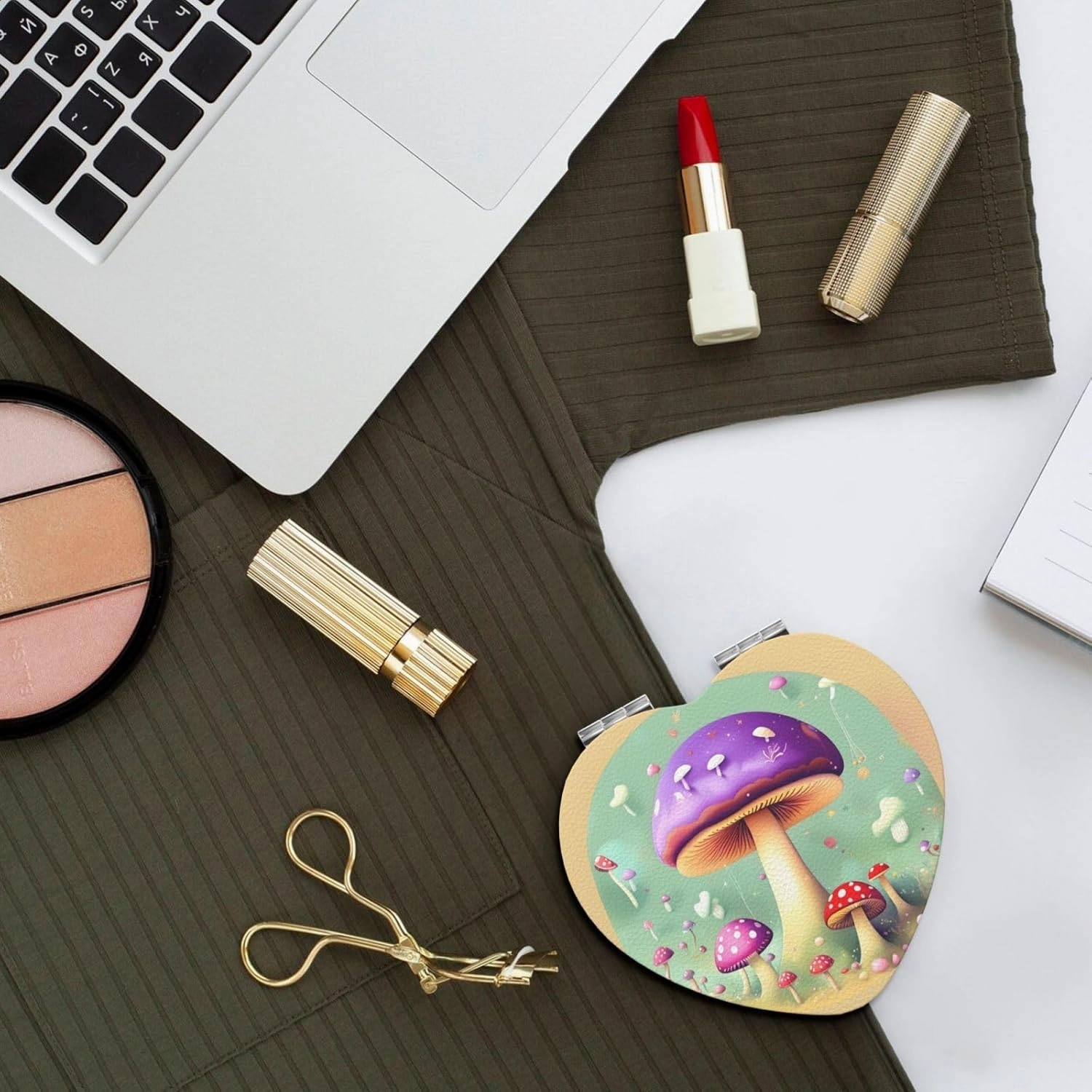 Purple Dream Mushroom Makeup Mirror Portable Folding Mini Mirror Double Sided Travel Makeup Mirror Heart Shape Handheld Pocket Mirror